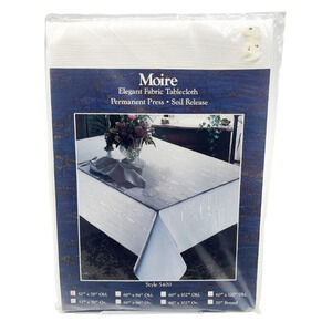 Moire Elegant Fabric Tablecloth, Solid White Color Print 52' x 70 Obl. USA, NEW